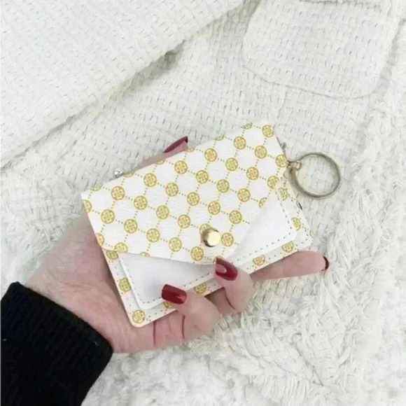 ⚠️Clearance🤍Nee Cardholder White Wallet - Picture 3 of 4